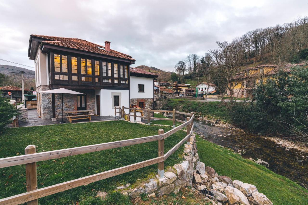 El Reinazu Cangas de Onís Exterior foto